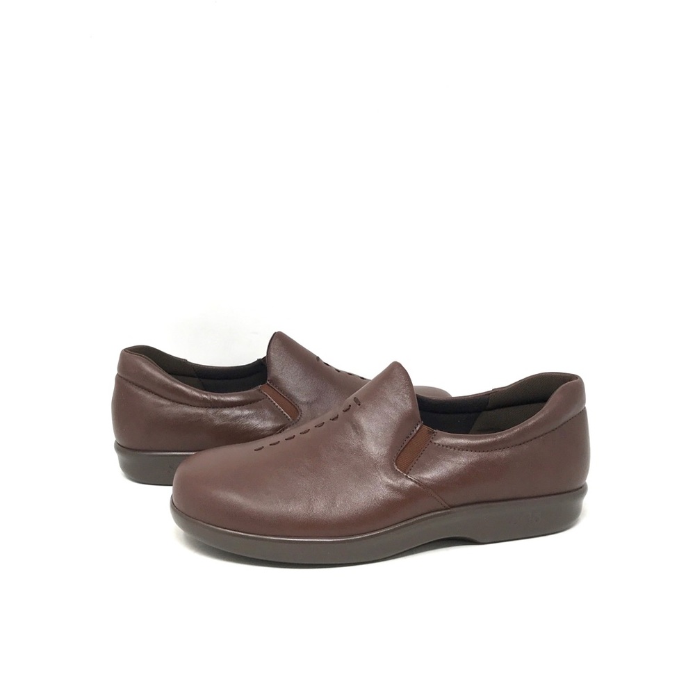 Authentic Women’s SAS Viva in Teak Size 9